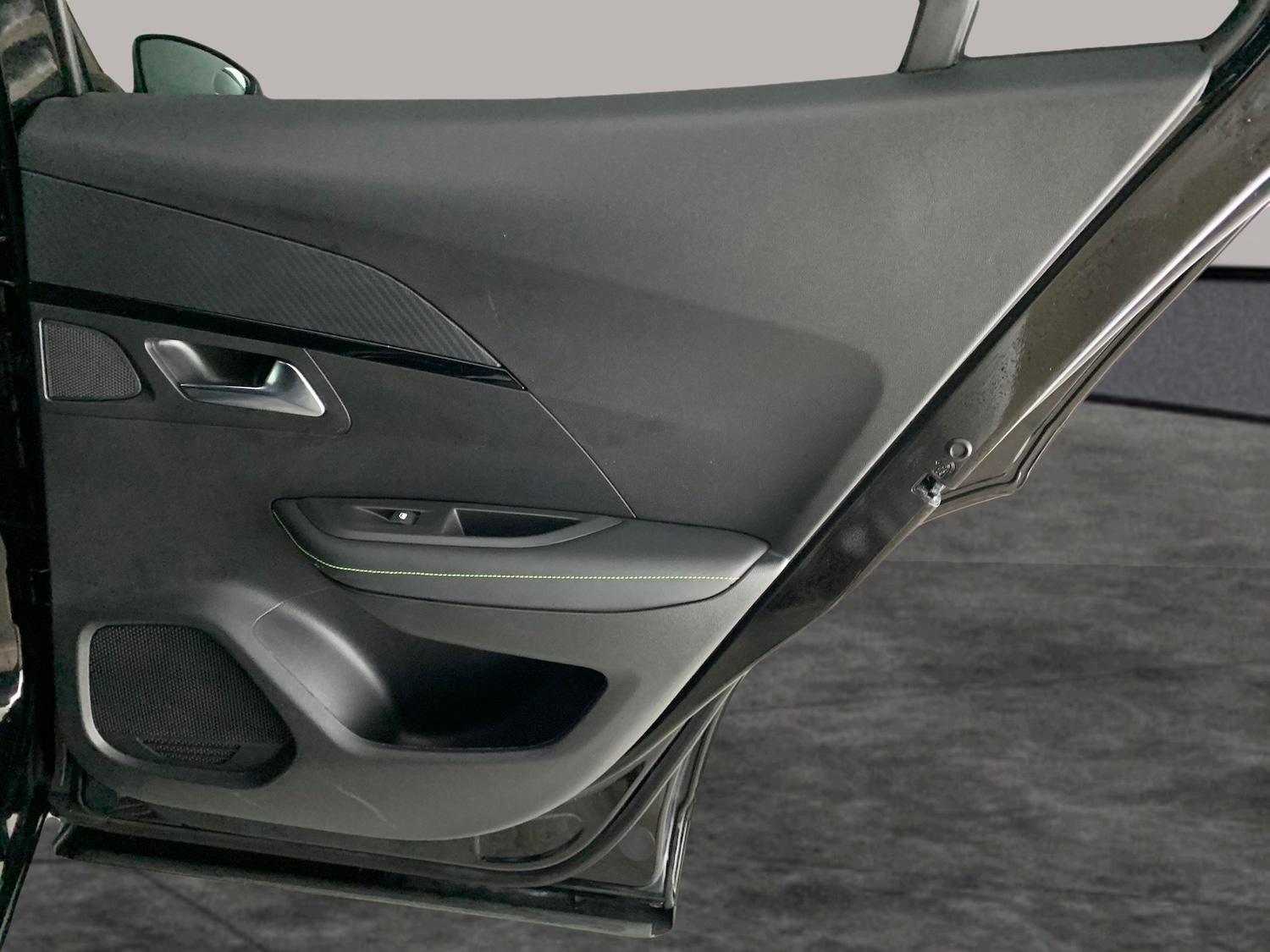 Used Peugeot 2008 2022 for sale - 76948799: Photo 30