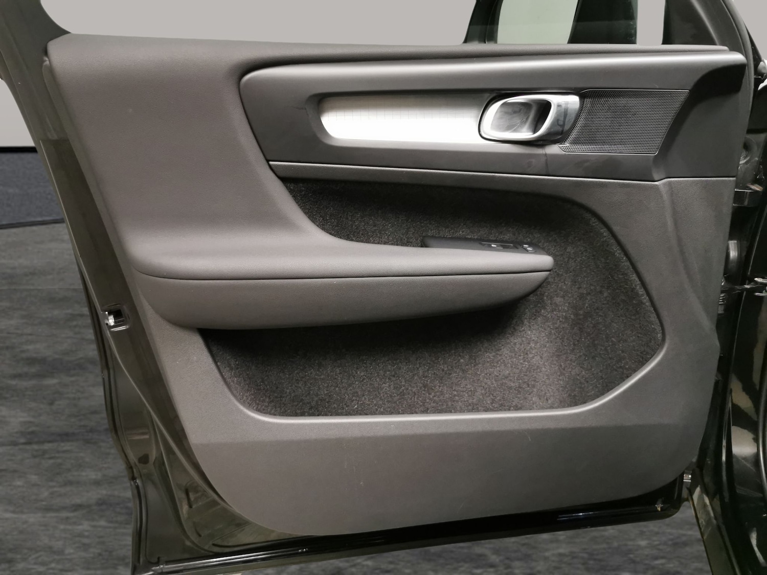 Used Volvo XC40 2022 for sale - 76940346: Photo 25