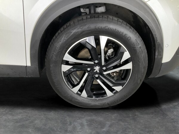 Used Peugeot E-2008 2023 for sale - 76303074: Photo 38