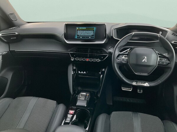 Used Peugeot E-2008 2023 for sale - 76303074: Photo 4