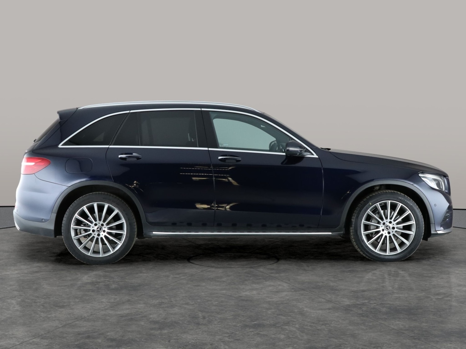 Used Mercedes-Benz GLC 2018 for sale - 76274903: Photo 13