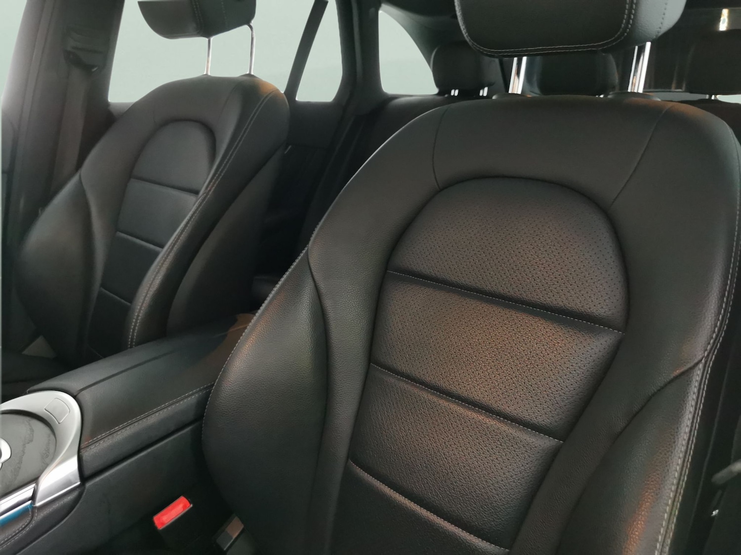 Used Mercedes-Benz GLC 2018 for sale - 76274903: Photo 9