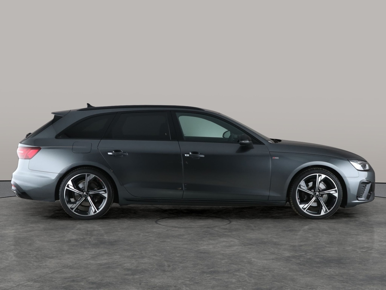 Used Audi A4 Avant 2023 for sale - 76180679: Photo 11
