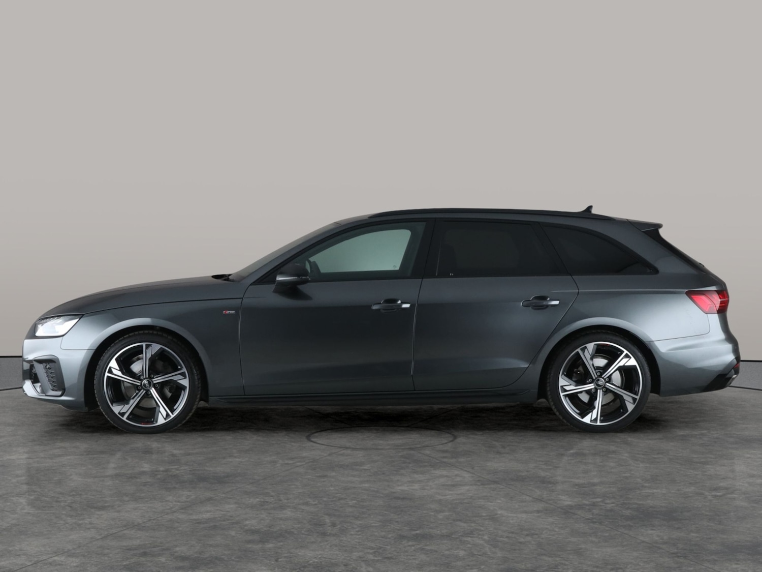 Used Audi A4 Avant 2023 for sale - 76180679: Photo 16