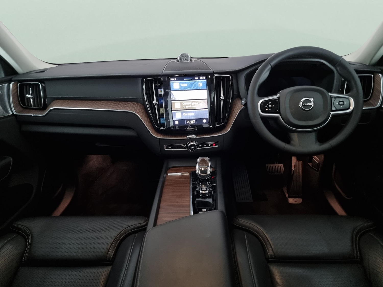 Used Volvo XC60 2022 for sale - 76141175: Photo 11