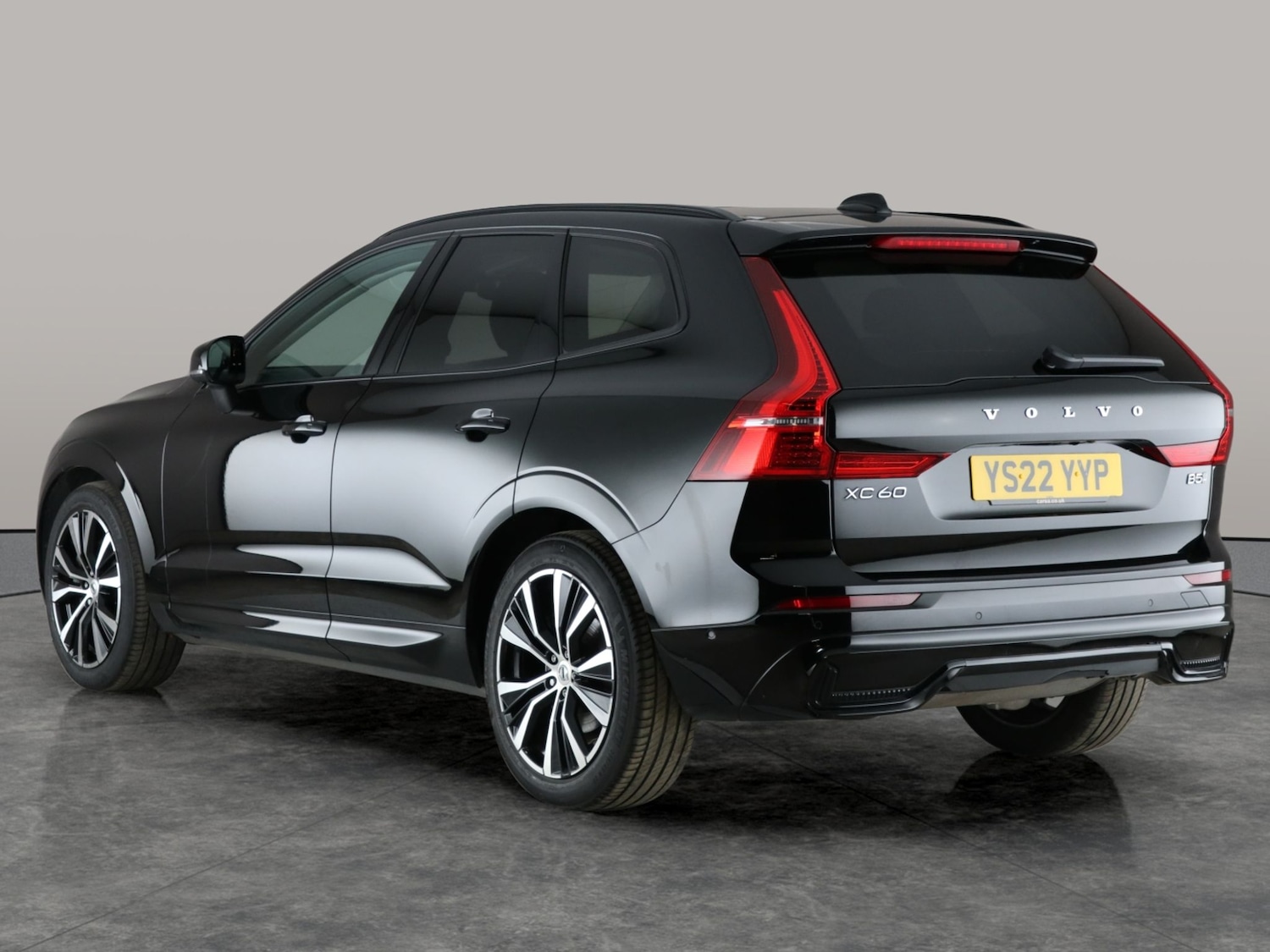 Used Volvo XC60 2022 for sale - 76141175: Photo 17