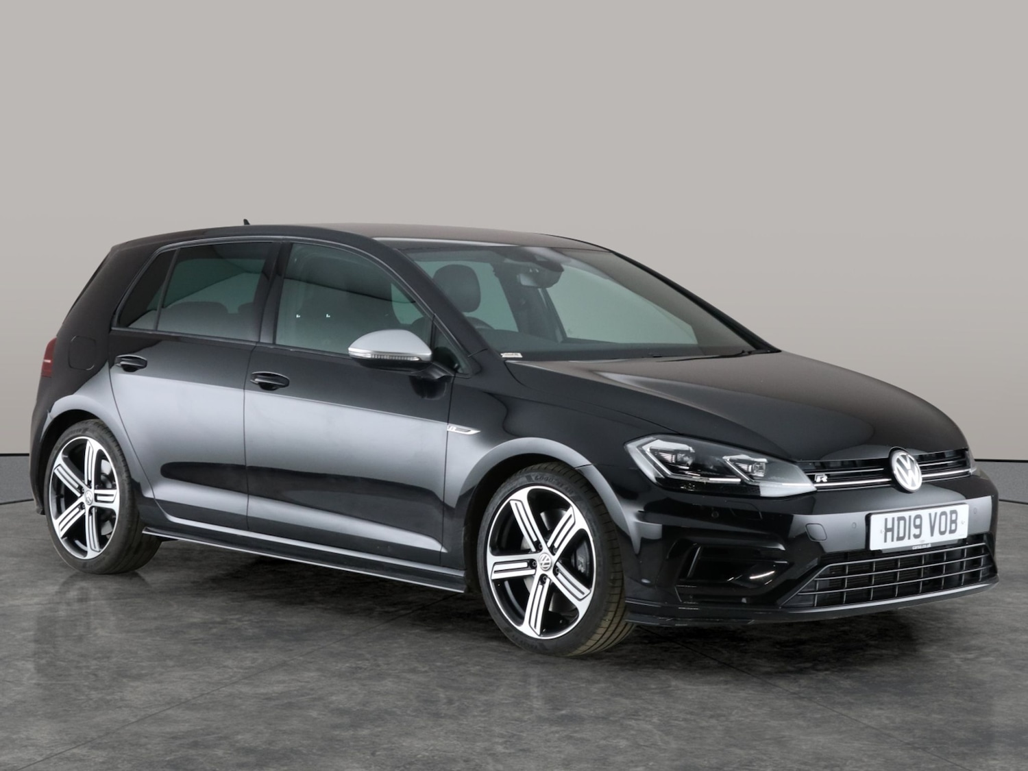 Used Volkswagen Golf 2019 for sale - 76290632: Photo 11