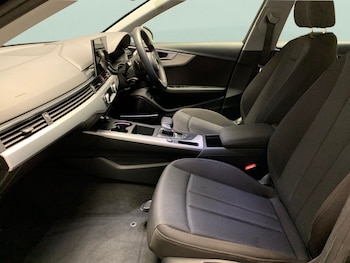 Used Audi A4 2021 for sale - 76940338: Photo