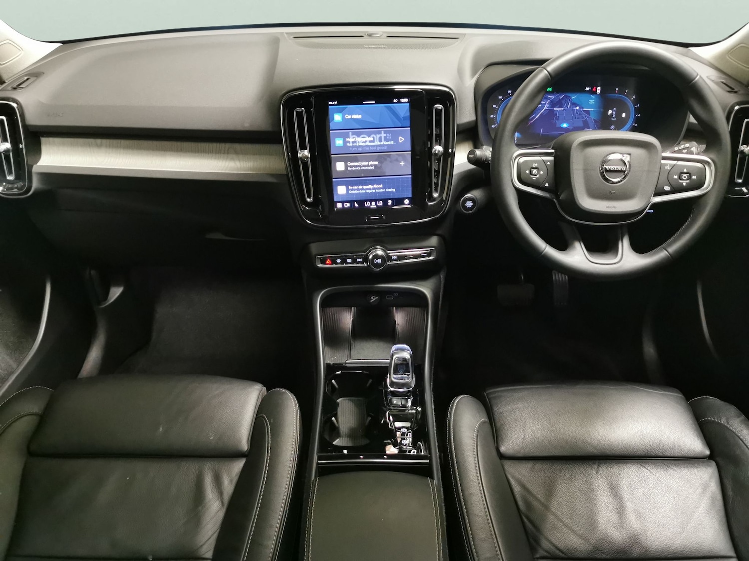 Used Volvo XC40 2022 for sale - 75997888: Photo 11
