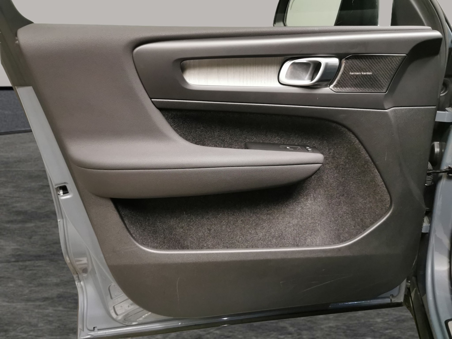 Used Volvo XC40 2022 for sale - 75997888: Photo 34