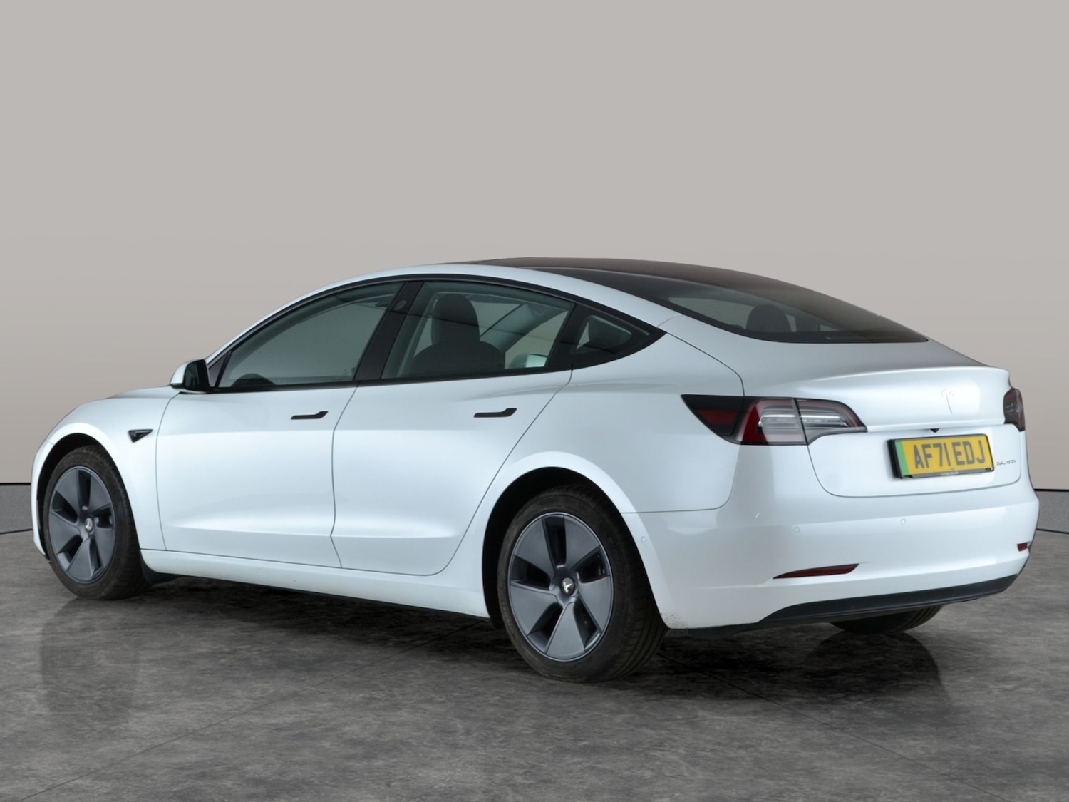 Used Tesla Model 3 2021 for sale - 76978230: Photo 13
