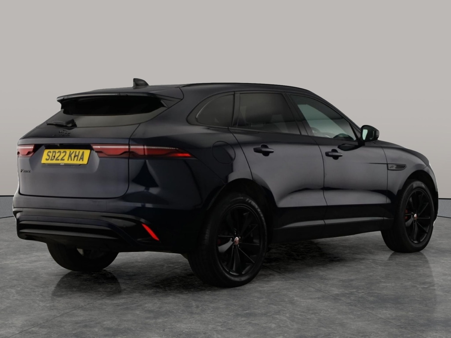 Used Jaguar F-Pace 2022 for sale - 77012132: Photo 6