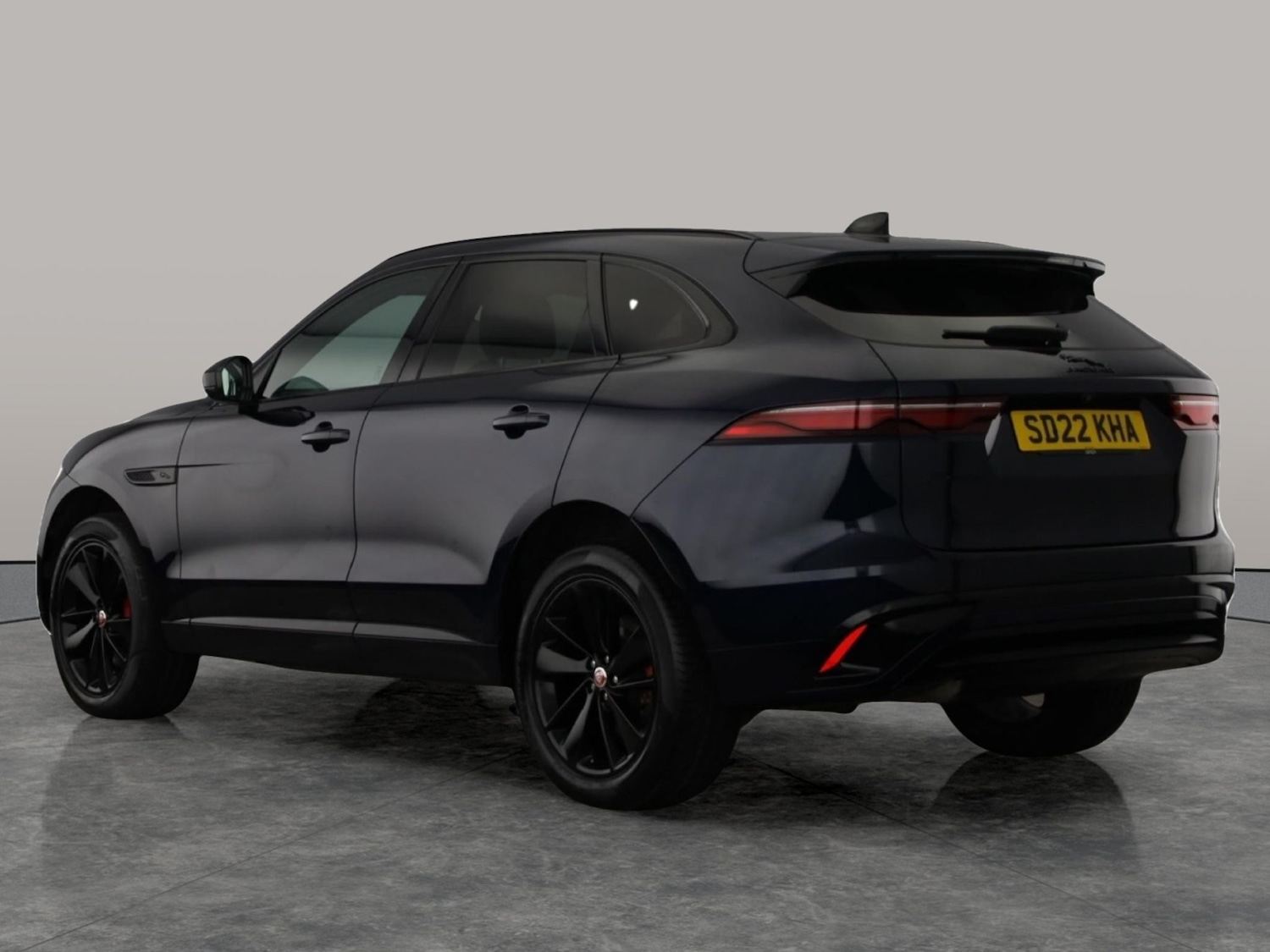 Used Jaguar F-Pace 2022 for sale - 77012132: Photo 8