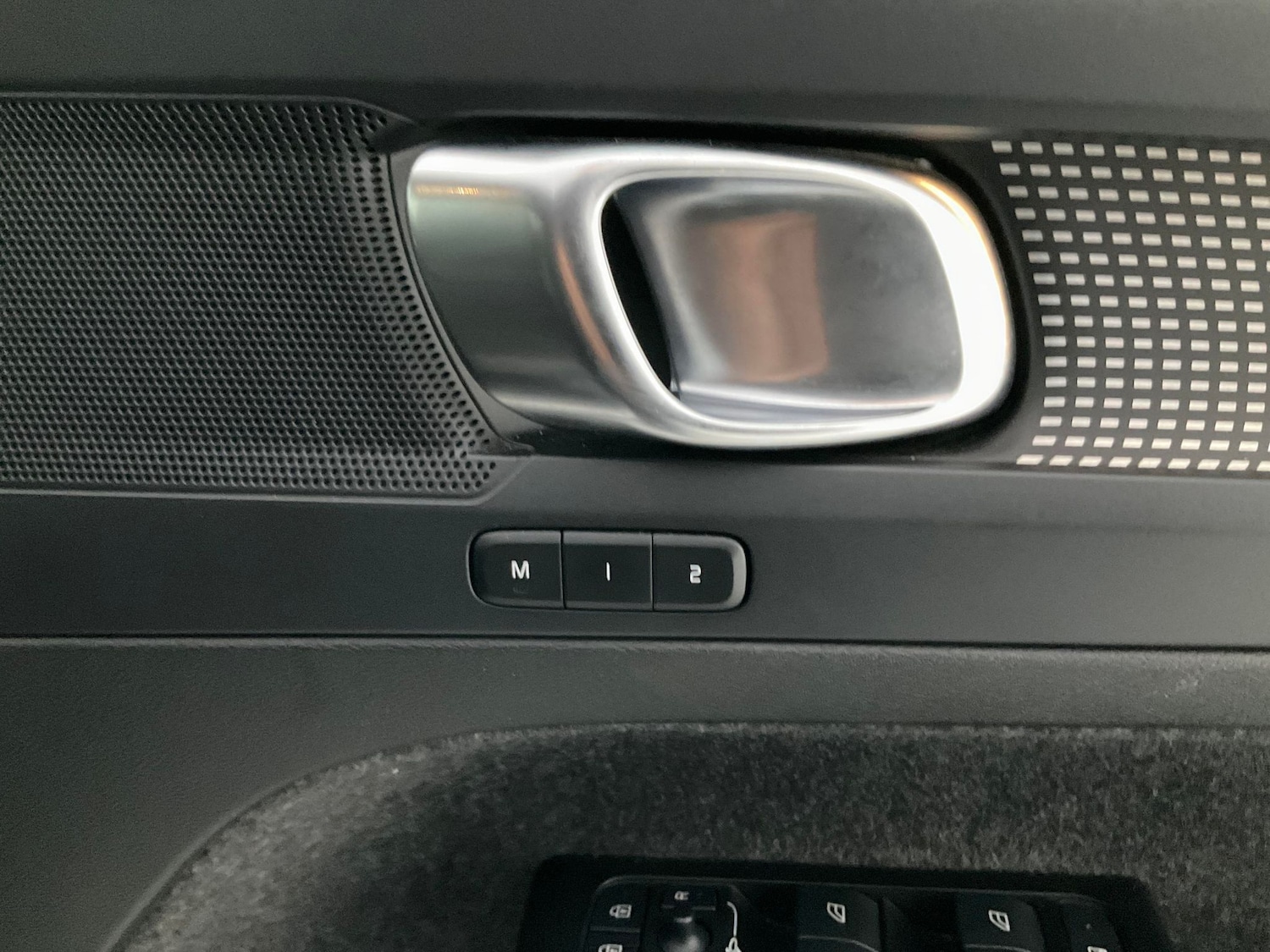 Used Volvo XC40 2022 for sale - 76612392: Photo 15