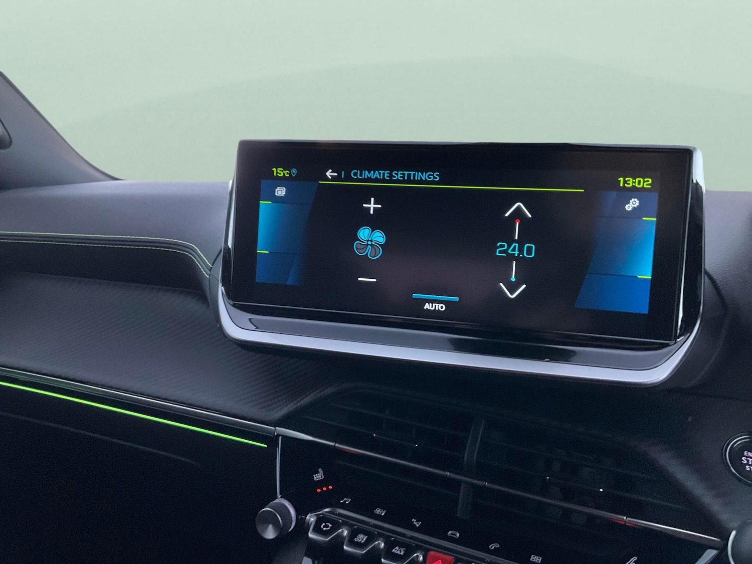 Used Peugeot E-2008 2023 for sale - 76534186: Photo 22