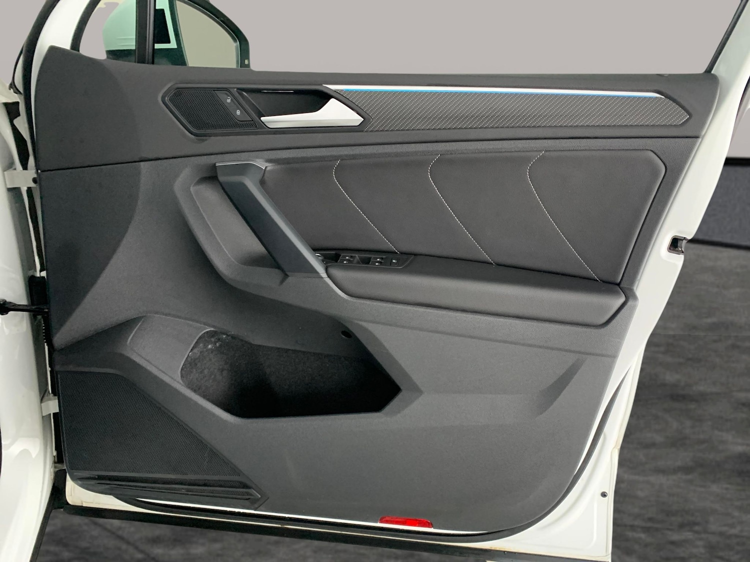 Used Volkswagen Tiguan 2023 for sale - 77165050: Photo 30