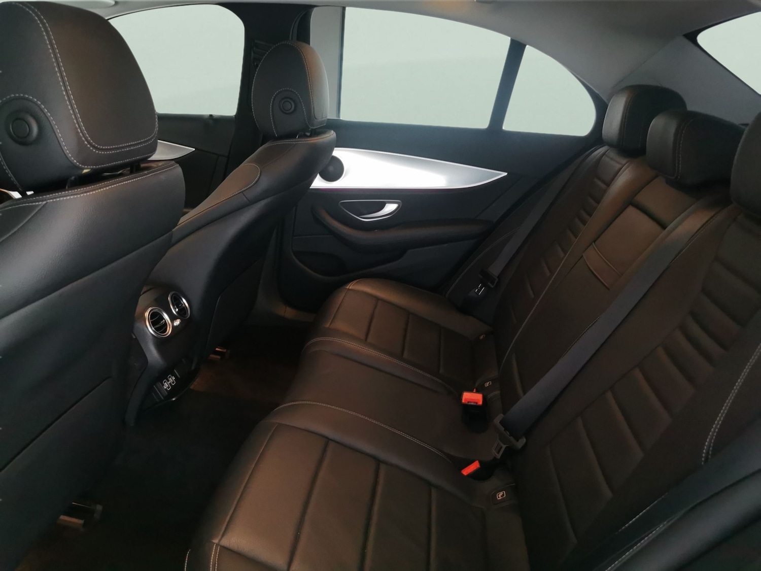 Used Mercedes-Benz E Class 2020 for sale - 77159676: Photo 27