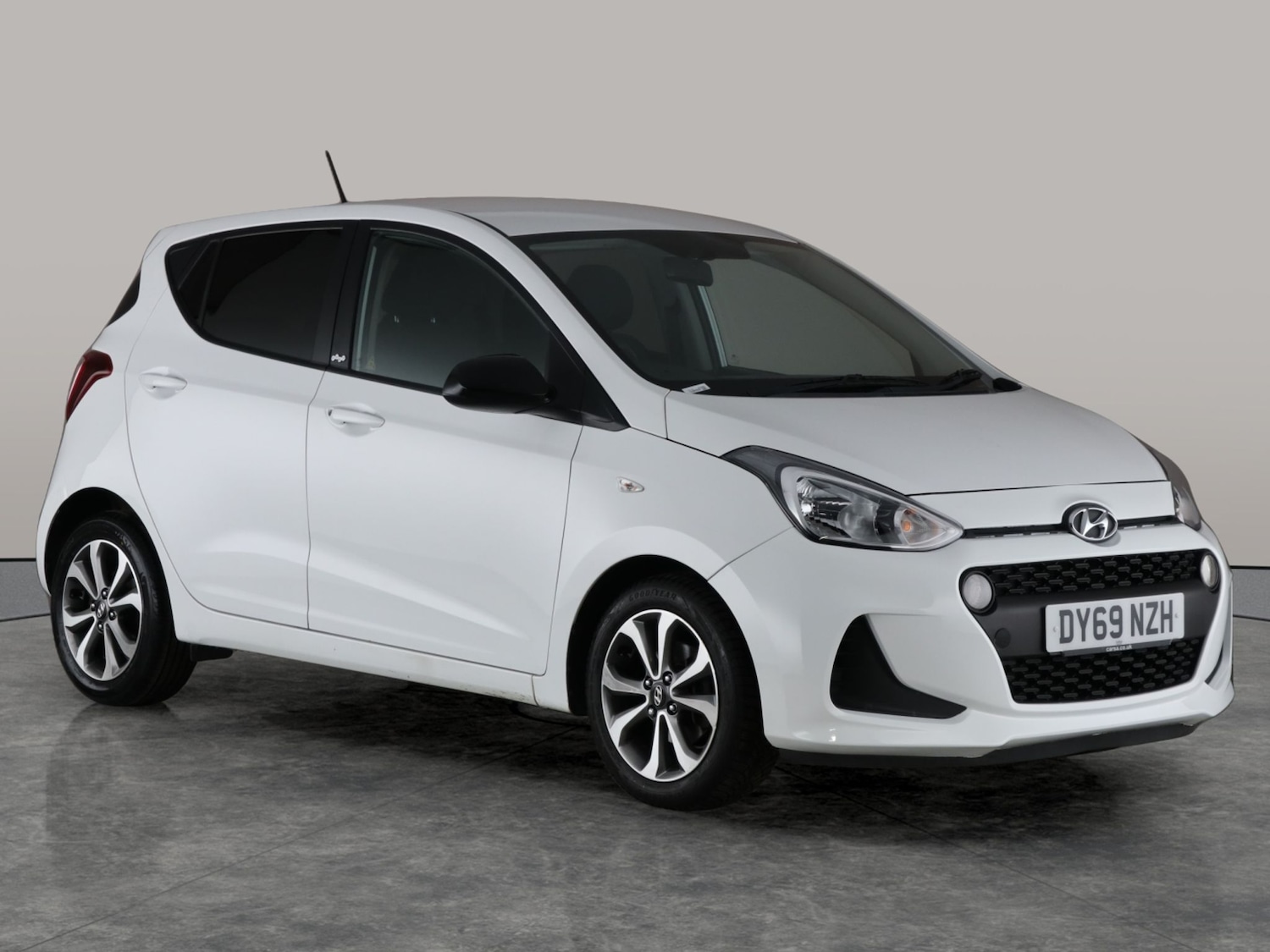 Used Hyundai i10 2020 for sale - 76528968: Photo 8