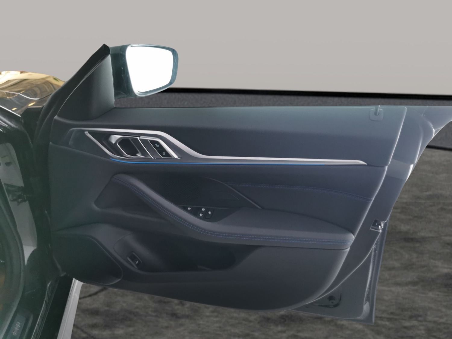 Used BMW i4 2024 for sale - 77013277: Photo 28