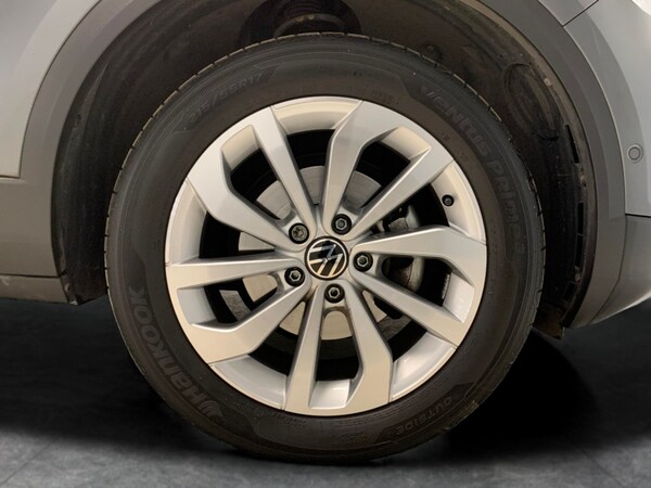 Used Volkswagen T-Roc 2023 for sale - 76248960: Photo 31