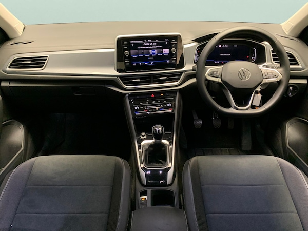 Used Volkswagen T-Roc 2023 for sale - 76248960: Photo 8
