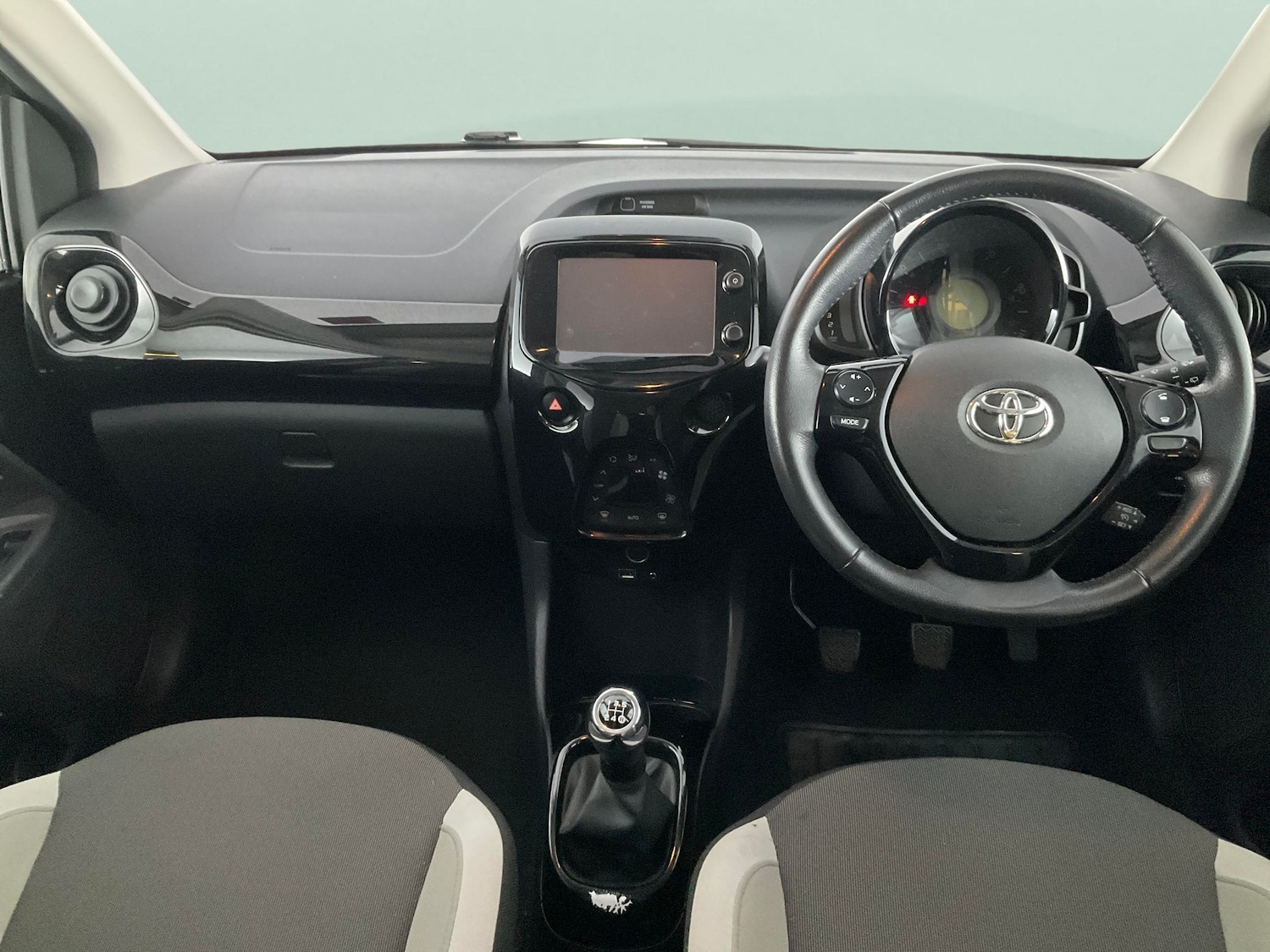 Used Toyota AYGO 2018 for sale - 76557162: Photo 7