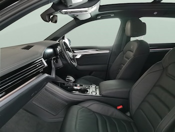 Used Volkswagen Touareg 2023 for sale - 77241295: Photo