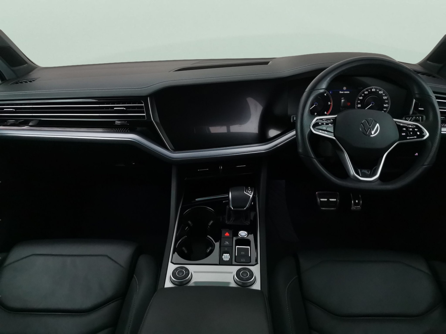 Used Volkswagen Touareg 2023 for sale - 77241295: Photo 8