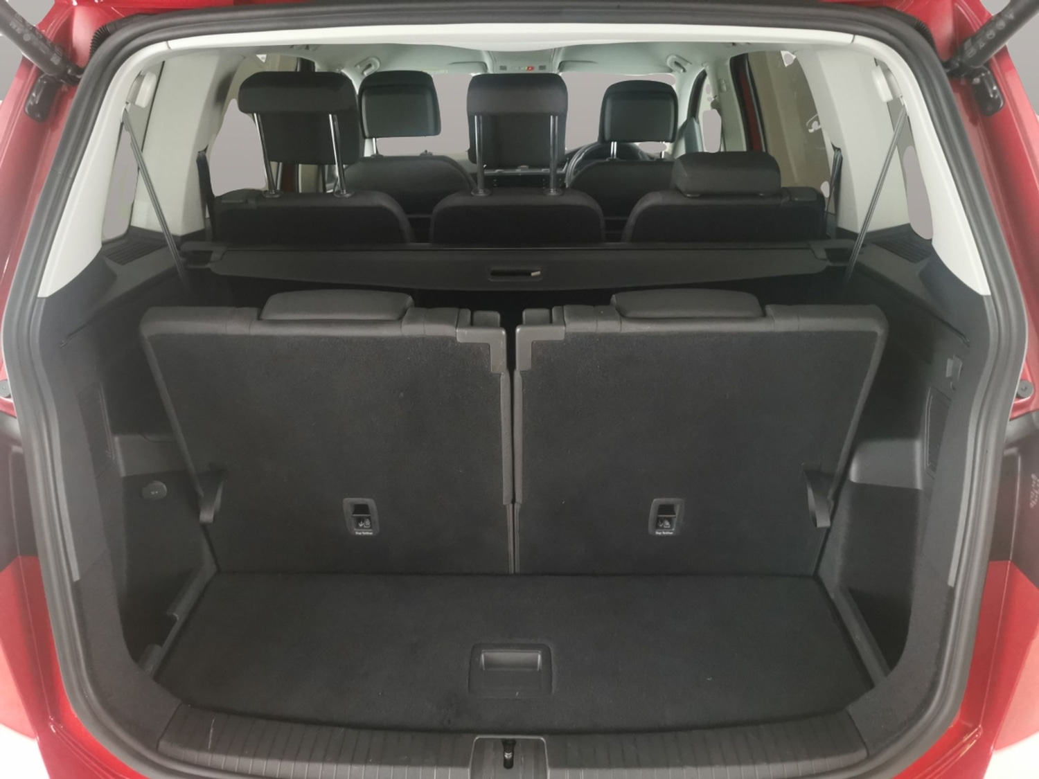 Used Volkswagen Touran 2022 for sale - 76969489: Photo 31