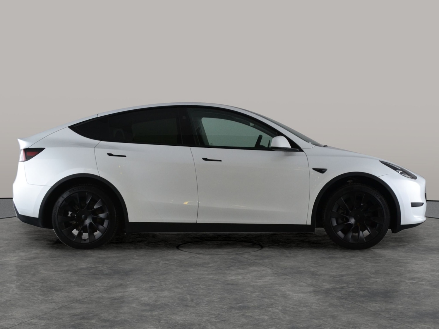 Used Tesla Model Y 2025 for sale - 77013283: Photo 13