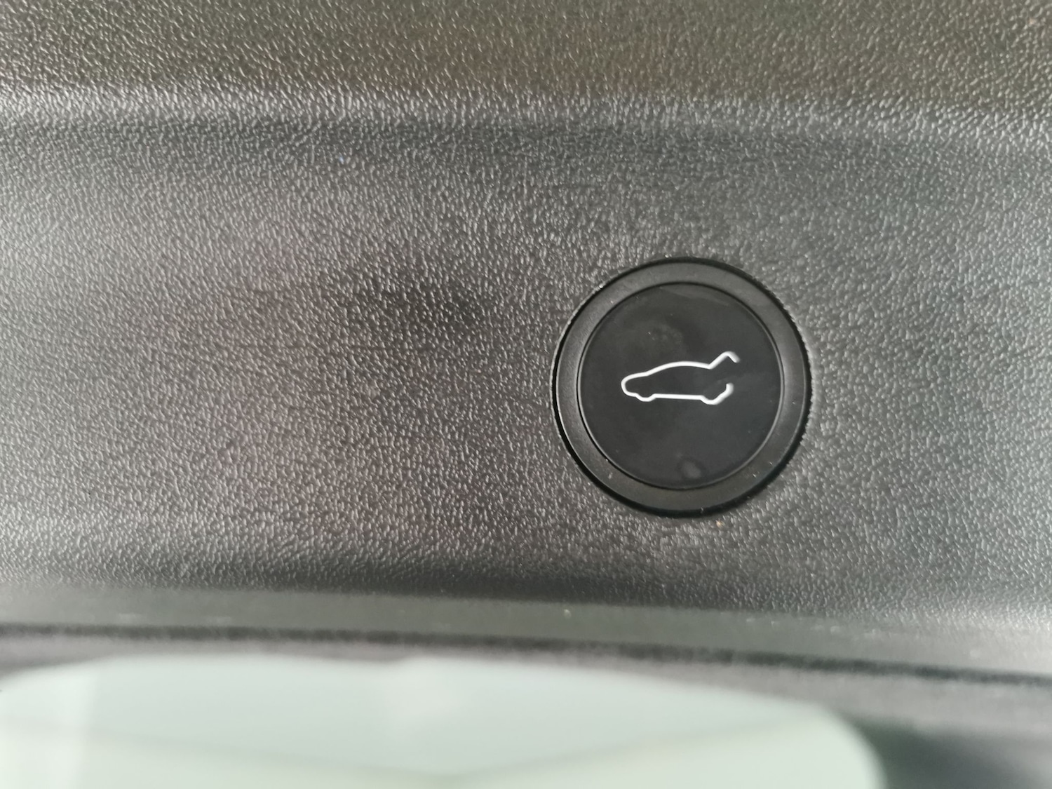 Used Tesla Model Y 2025 for sale - 77013283: Photo 16