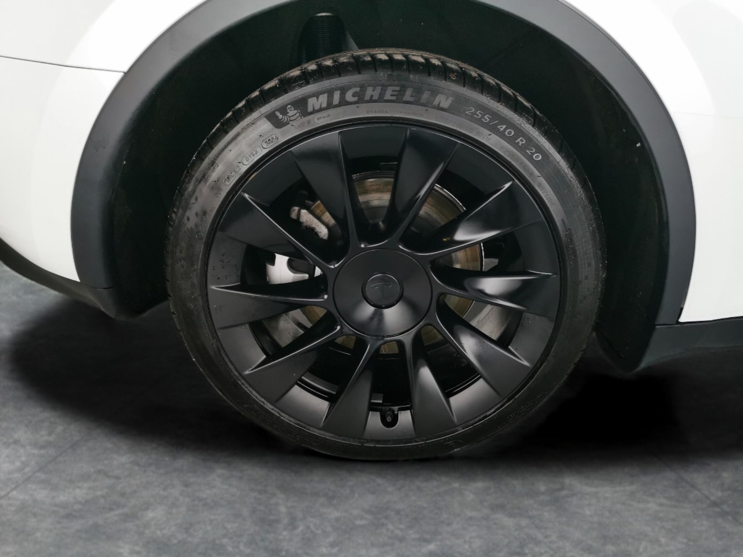 Used Tesla Model Y 2025 for sale - 77013283: Photo 24