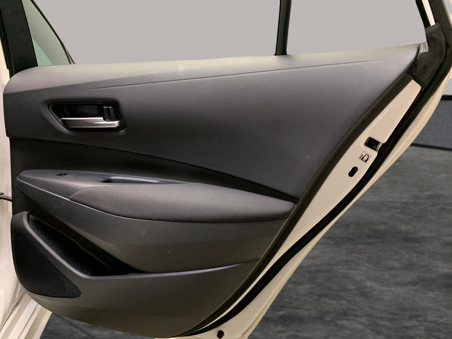 Used Toyota Corolla 2020 for sale - 77165707: Photo 28