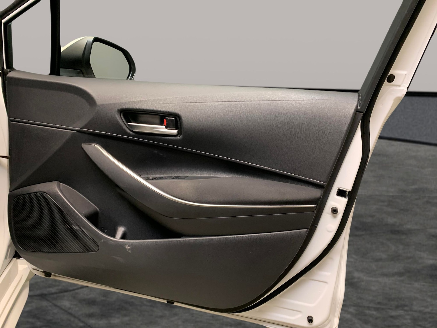 Used Toyota Corolla 2020 for sale - 77165707: Photo 29