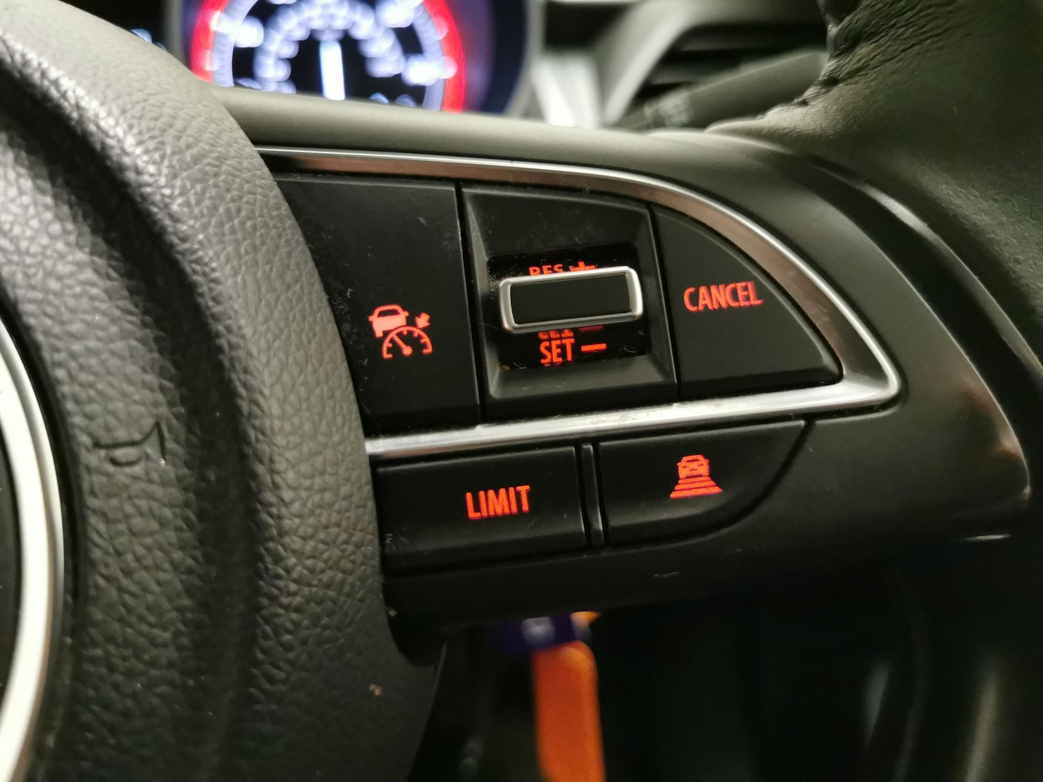 Used Suzuki Swift 2023 for sale - 77170969: Photo 17