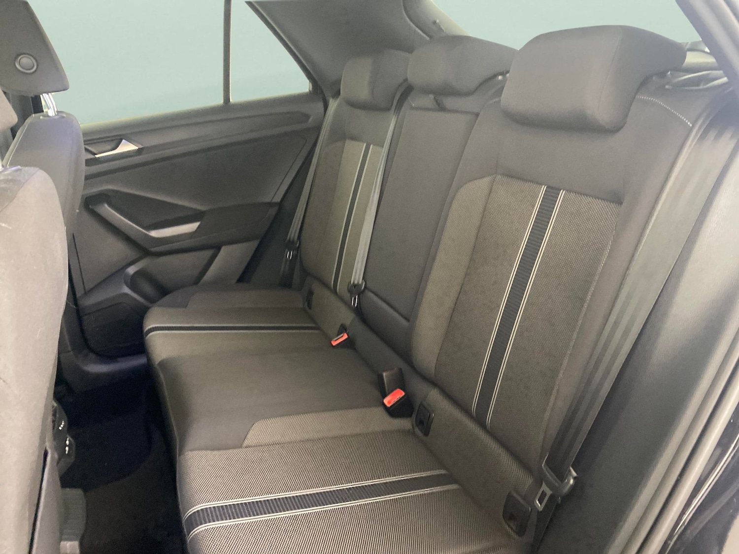 Used Volkswagen T-Roc 2021 for sale - 77013291: Photo 22