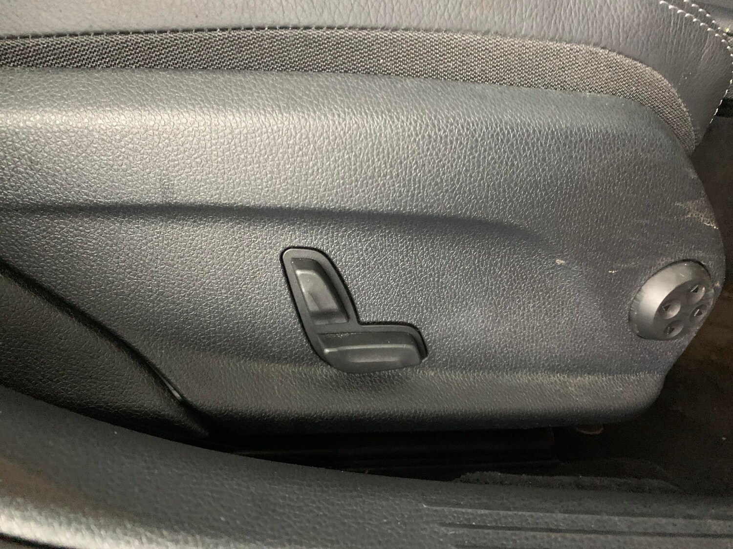 Used Mercedes-Benz C Class 2020 for sale - 76901844: Photo 21