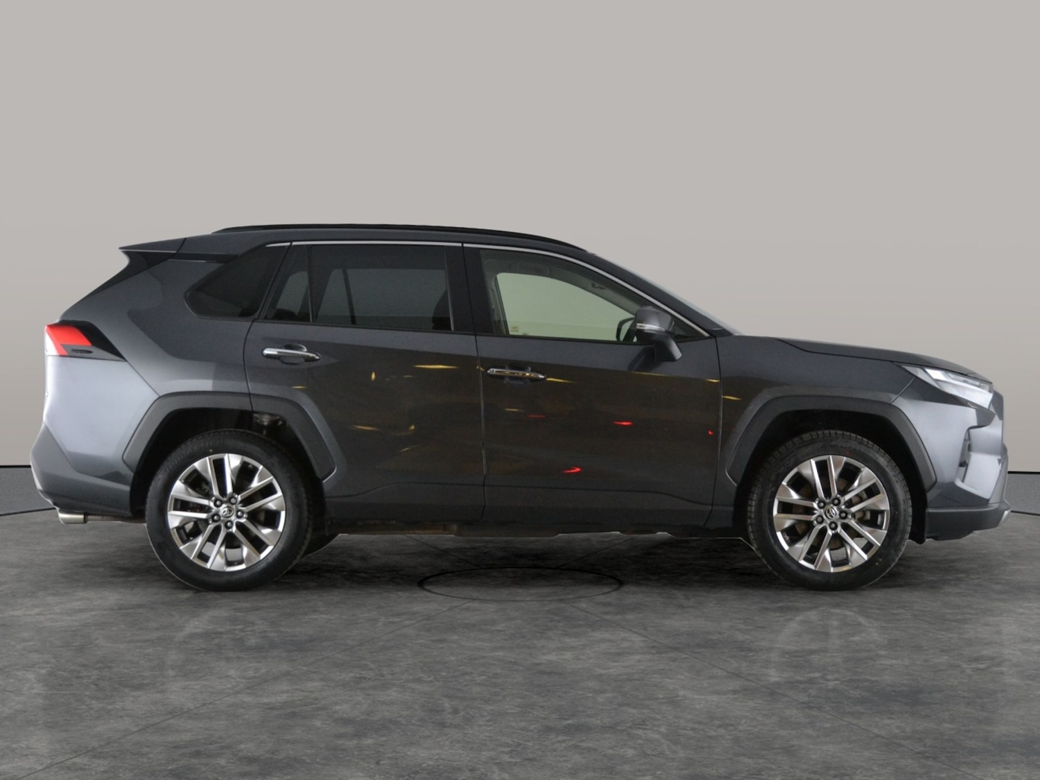 Used Toyota RAV4 2022 for sale - 77013307: Photo 12