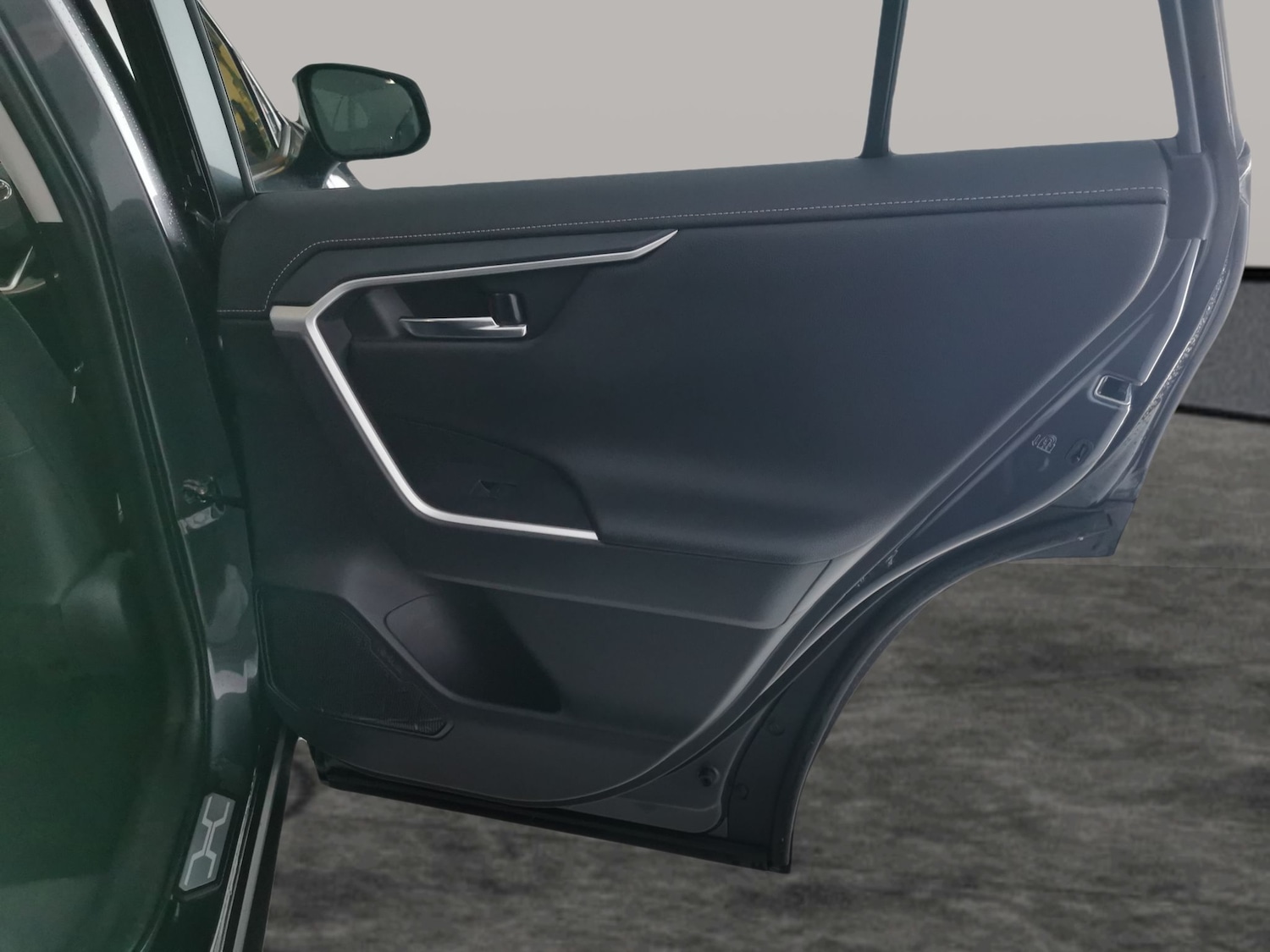 Used Toyota RAV4 2022 for sale - 77013307: Photo 33