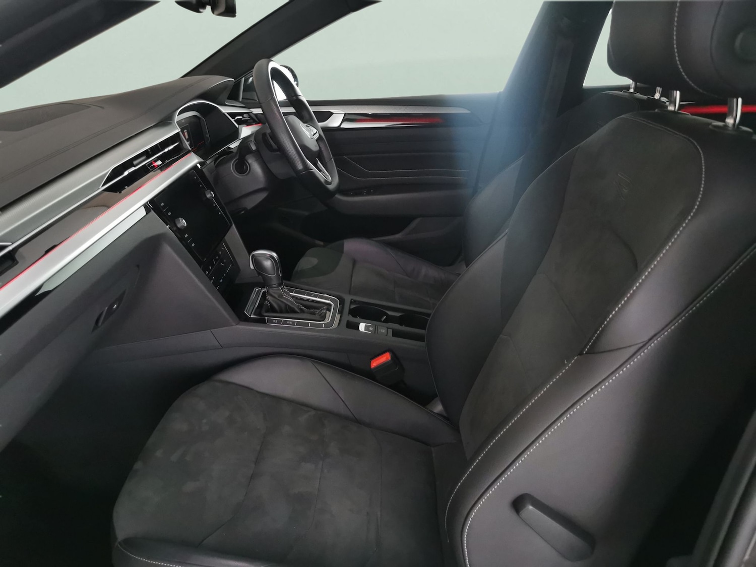 Used Volkswagen Arteon 2022 for sale - 77241230: Photo 4