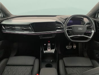 Used Audi Q4 e-tron  for sale - 75733938: Photo