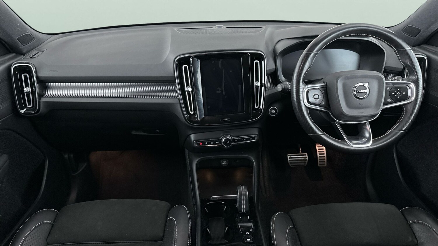 Used Volvo XC40 2021 for sale - 76342422: Photo 17