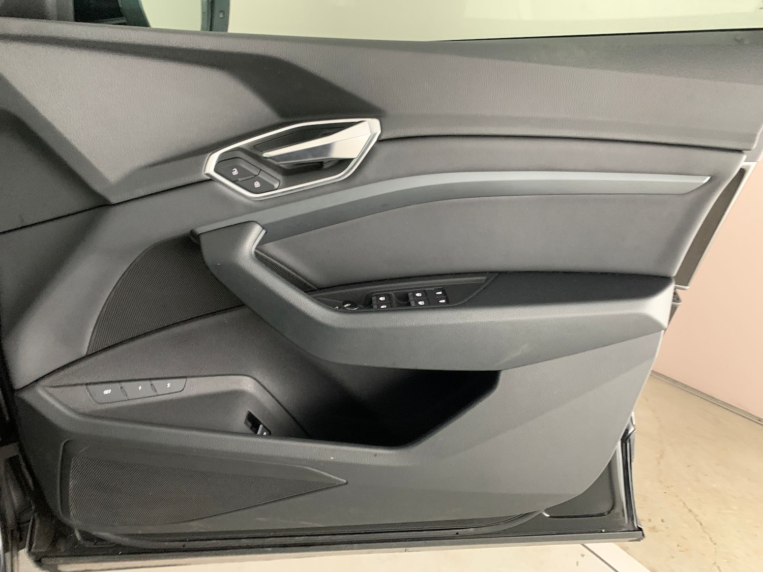 Used Audi e-tron 2022 for sale - 76197045: Photo 43