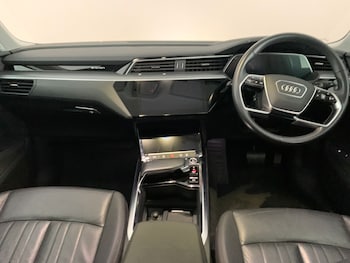 Used Audi e-tron 2022 for sale - 76197045: Photo 4