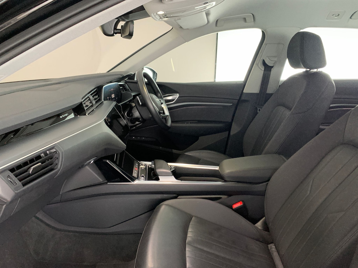Used Audi e-tron 2022 for sale - 76197045: Photo 6
