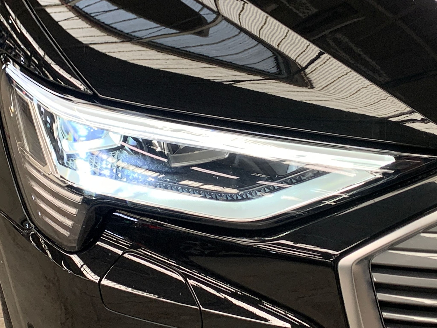 Used Audi e-tron 2022 for sale - 76197045: Photo 8