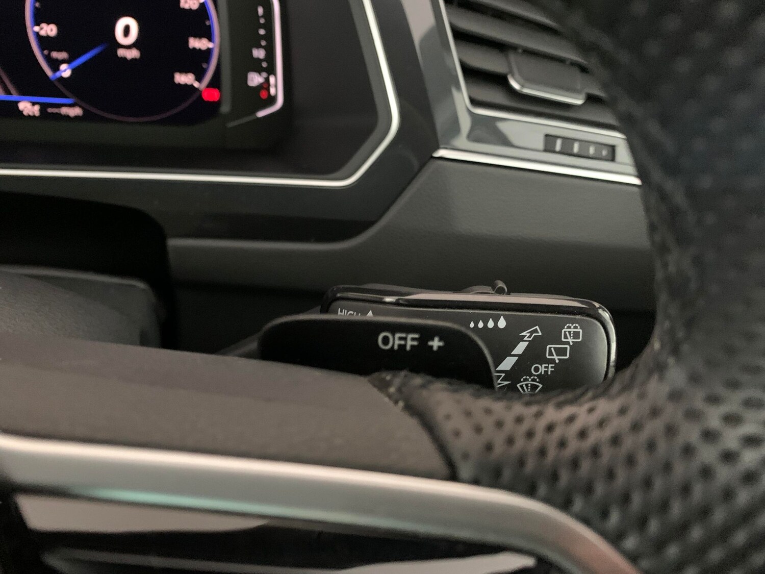 Used Volkswagen Tiguan for sale - 77208064: Photo 19