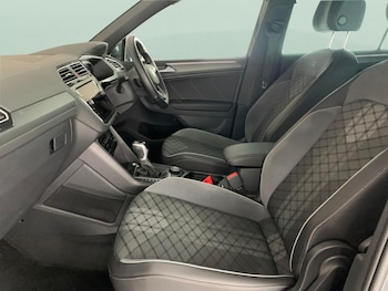 Used Volkswagen Tiguan undefined for sale - 77208064: Photo