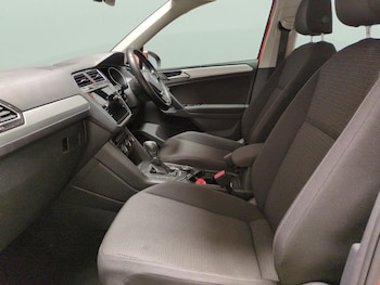 Used Volkswagen Tiguan 2017 for sale - 75560220: Photo