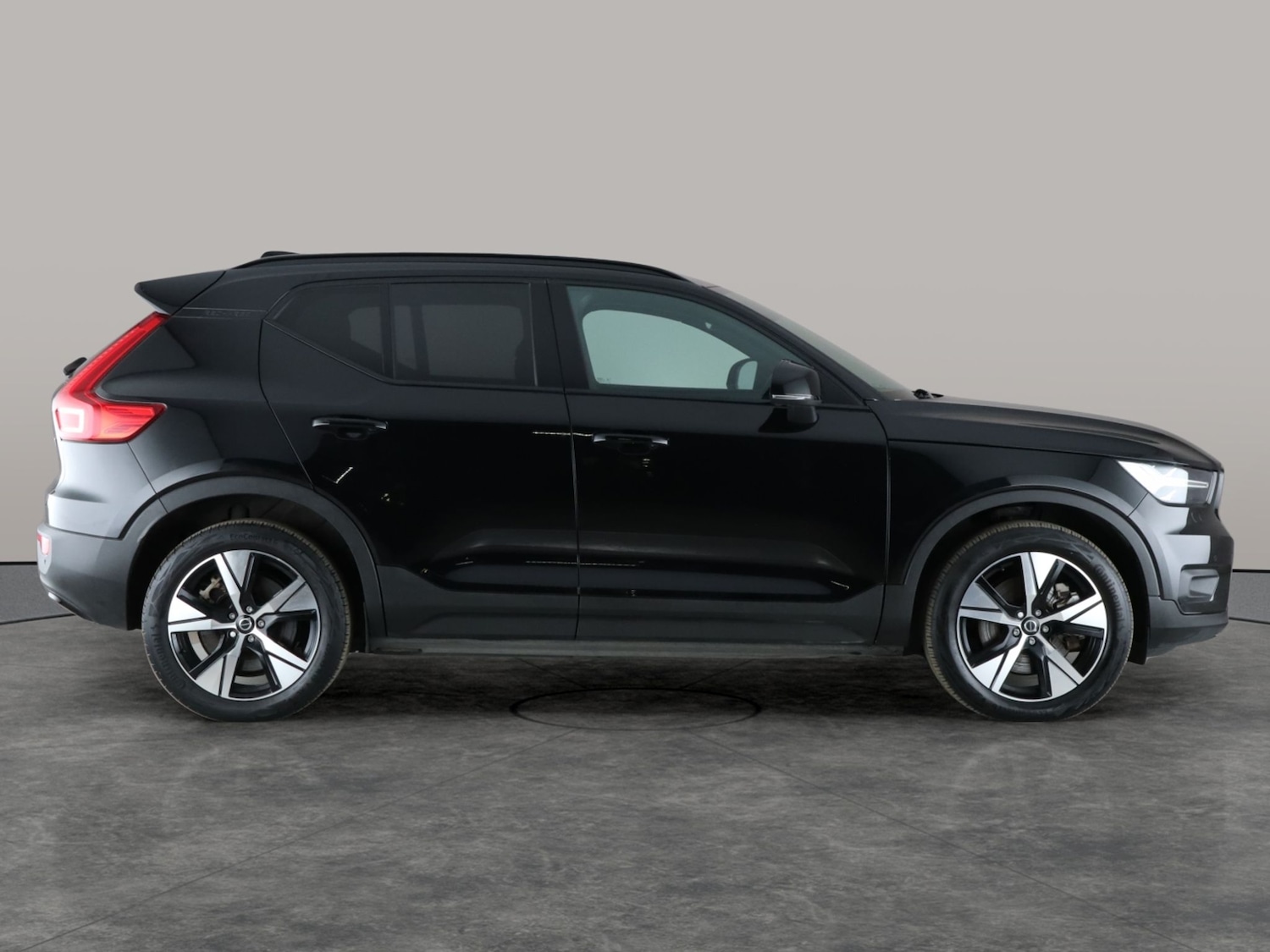 Used Volvo XC40 2022 for sale - 76105219: Photo 10
